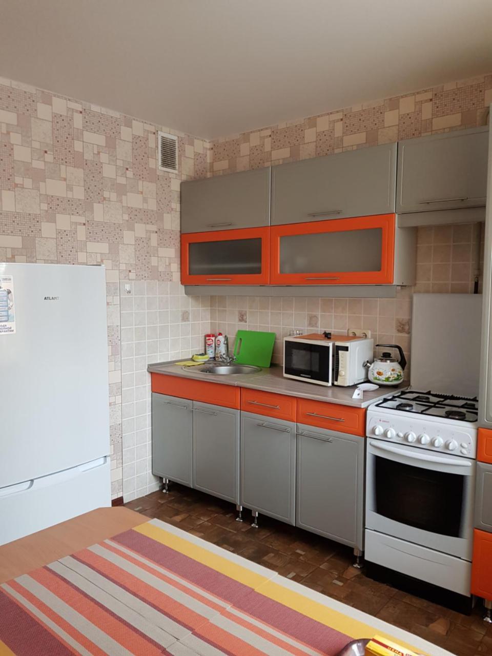 Apartment On Metro Mihalova Minsk Exterior foto